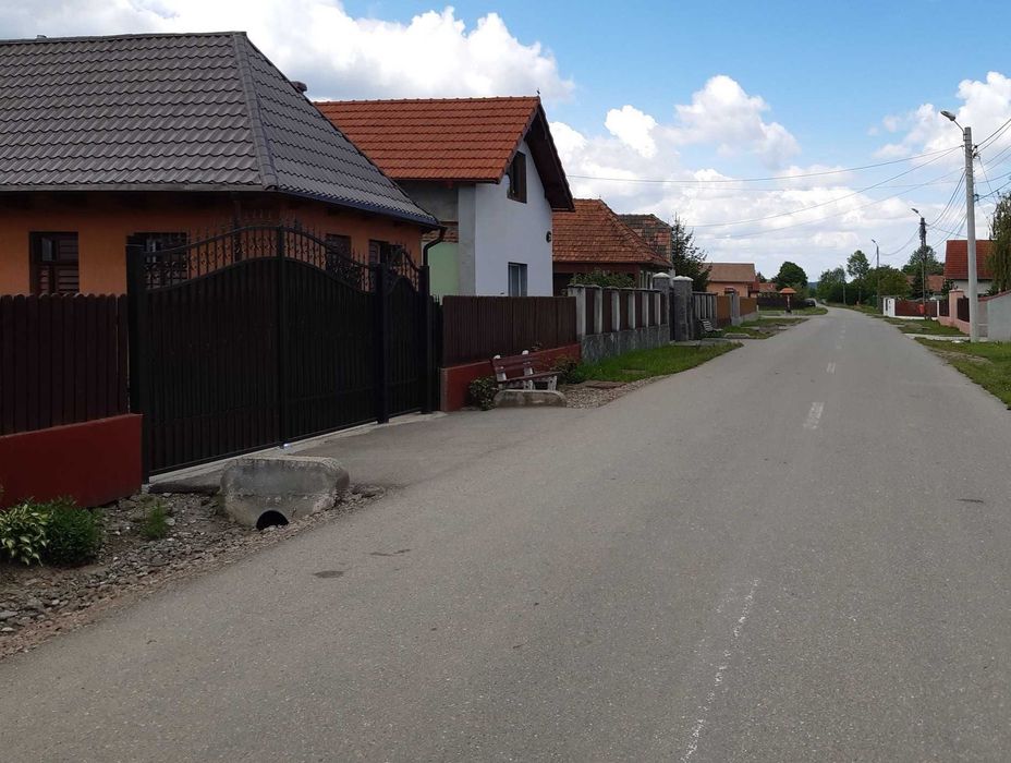 SUPER OFERTA Teren constructii intravilan utilitati la strada asfaltata central pozitionare buna Lunca Calnicului