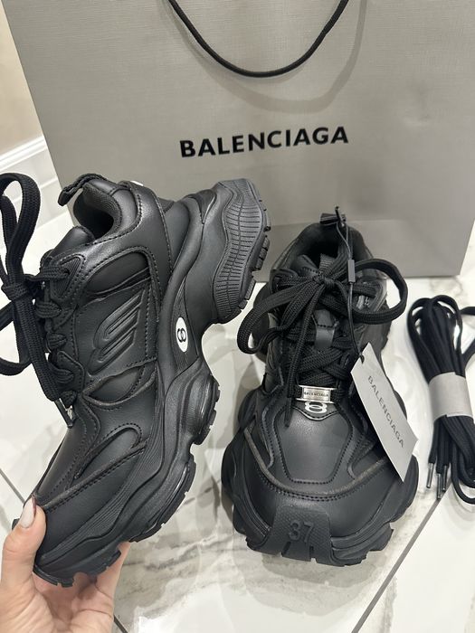 Balenciaga всякакъв модел