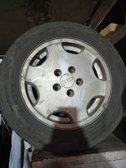Продам комплект шин