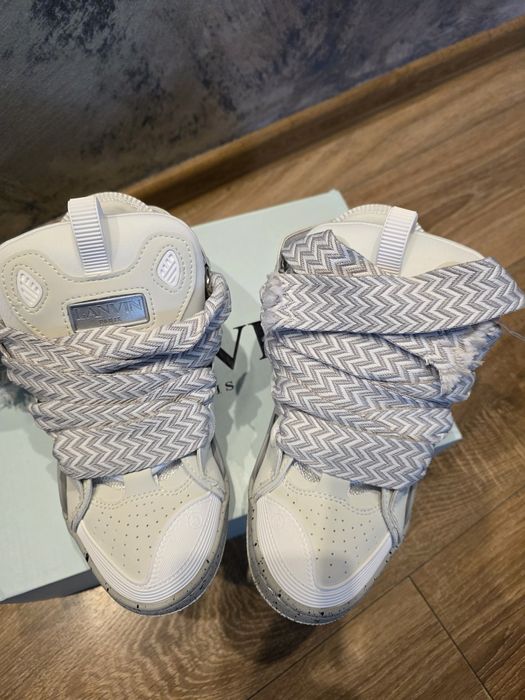 Vând Lanvin curb New 43