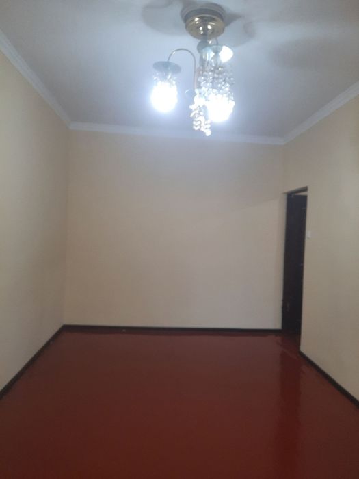 Сотилади: Чирчик шахар, Тройцкий центри Феруза-4 уй, 1 хоналик, 4-этаж