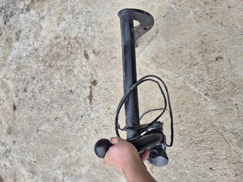 Продавам теглич за опел астра