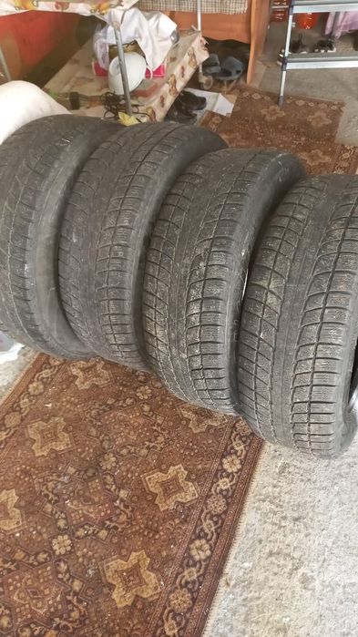 Липучка резина..