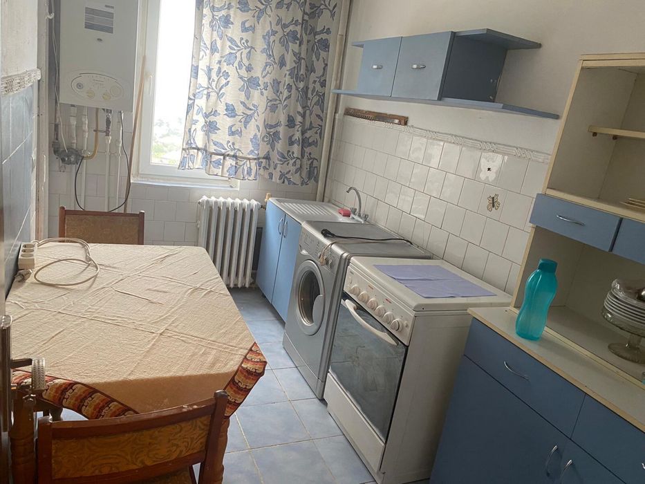 Apartament cu 3 camere, vedere panoramică, ultracentral – Strada Moldovei, Pascani