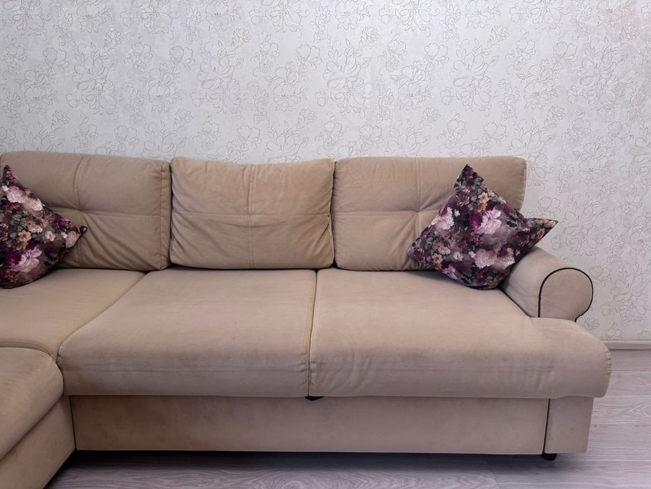 Продам диван в отличном состоянии