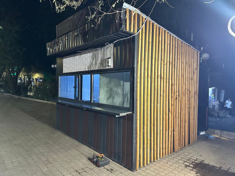 Продам киоск с холодильником