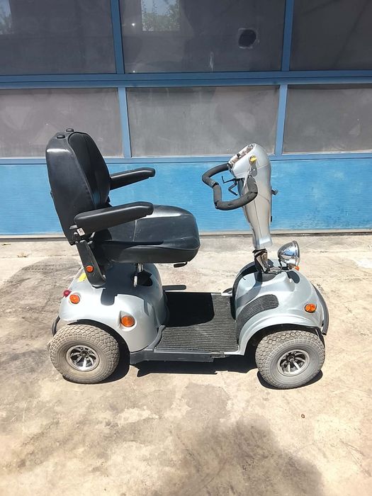 Carucior scuter electric