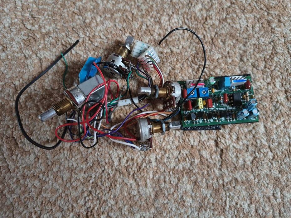 Части за бас китара