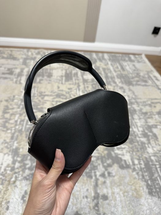 Продам Airpods Max