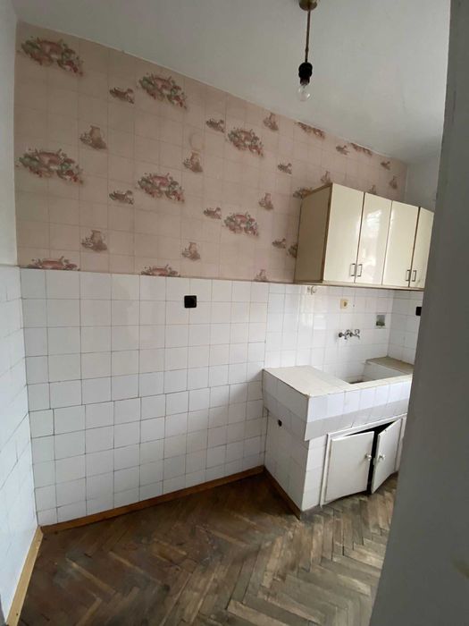 Продава се Тристаен апартамент в Айтос - 100 кв.м за 1000 €/кв.м - Снимка #8