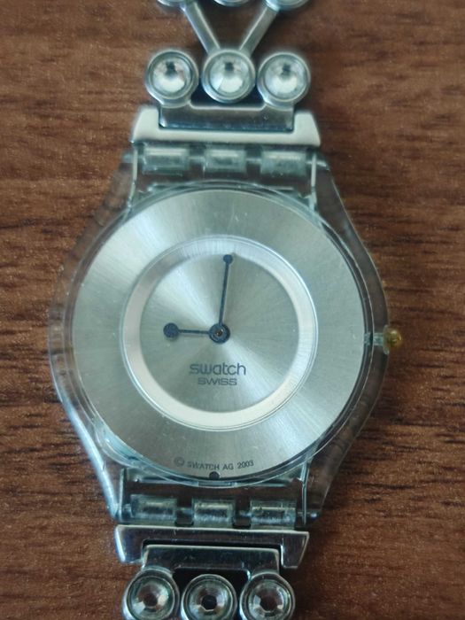 Ceas Swatch Skin