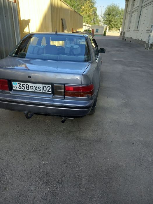 Тойота карина 2 продам