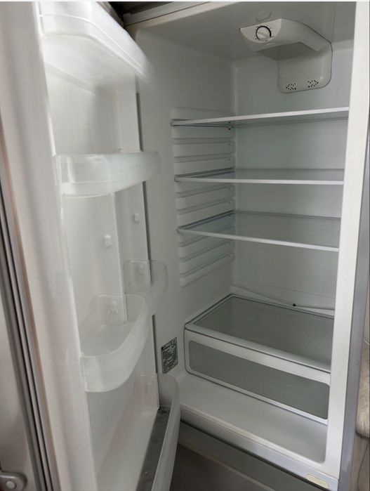 Холодильник б/уу