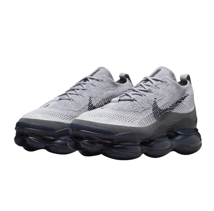 Adidasi universali nike