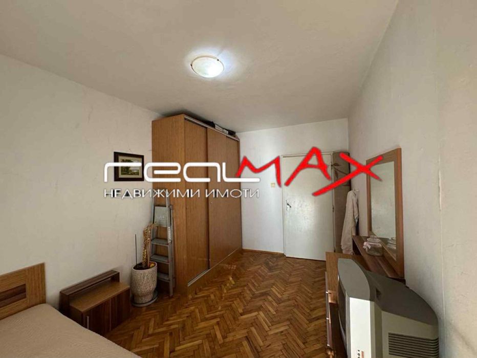 Продава се Тристаен апартамент в Казанлък - 84 кв.м за 1250 €/кв.м - Снимка #5