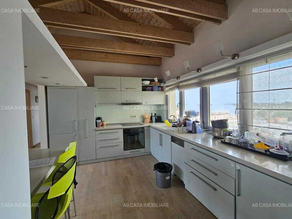 Penthouse 4 camere 136 mp garaj dublu, Complex Studențesc, comision 0%