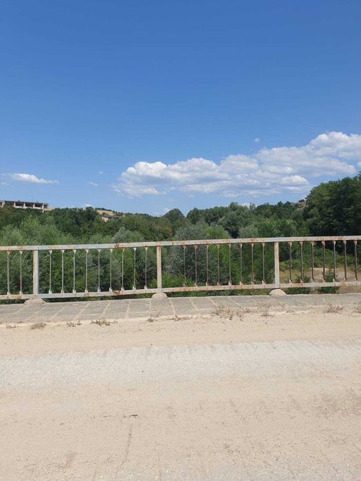 Продава хотел с.Левски