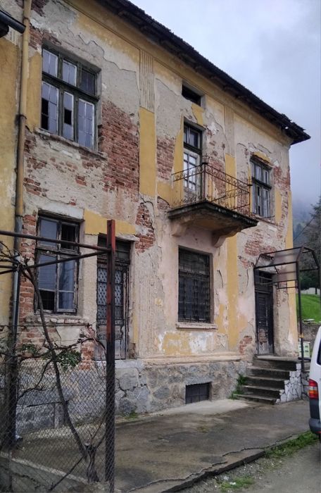 Продава се Къща в с. Бистрица, Област Кюстендил - 170 кв.м за 360 €/кв.м - Снимка #2