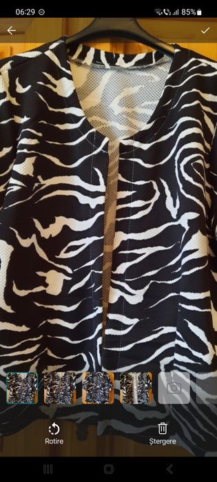 Blazer elegant bleumarin cu alb mărimea 48-50