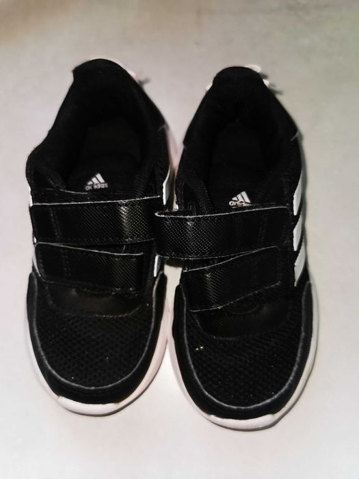 Маратонки Адидас