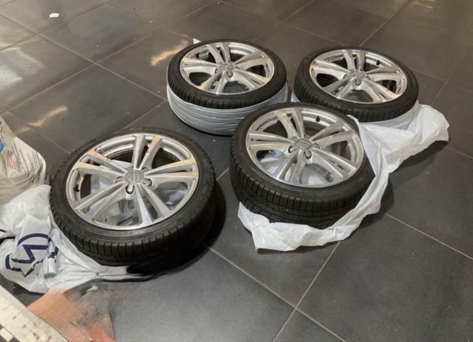 Jante Audi Originale R18