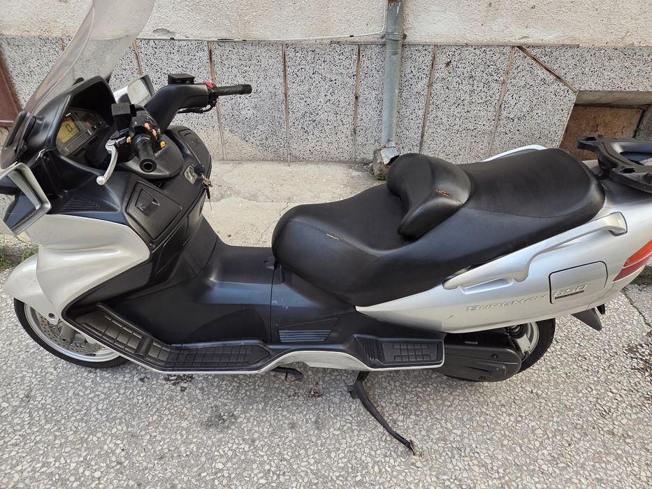 Suzuki burgman 650