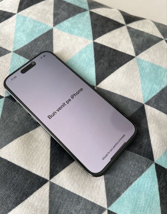 iPhone  15 pro impecabil