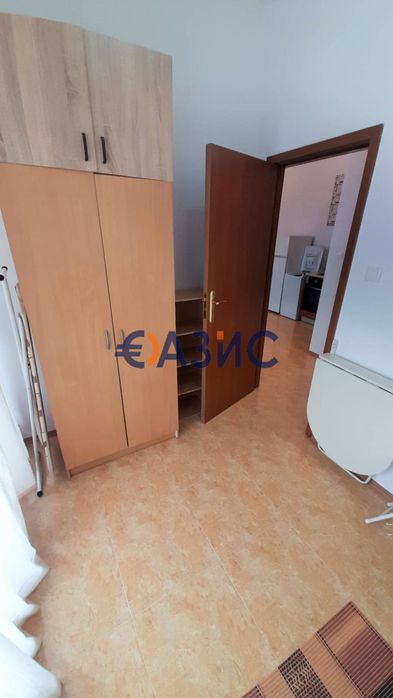 Продава се Двустаен апартамент в к.к. Слънчев бряг - 60 кв.м за 604 €/кв.м - Снимка #3