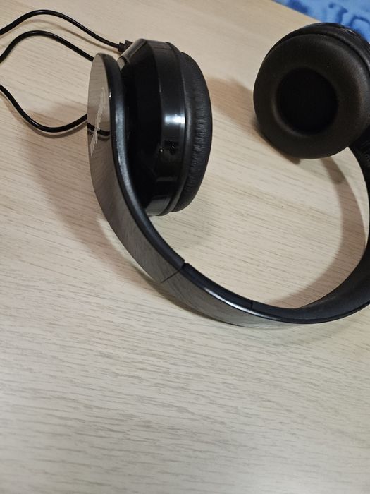 Слушалки безжични с Блутут 2.0