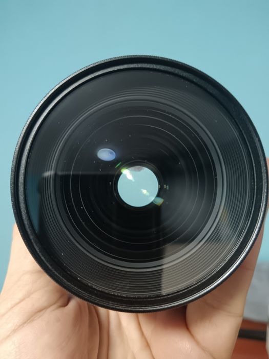 Продавам обектив Sigma 24mm f1.4 DG HSM Art за Никон
