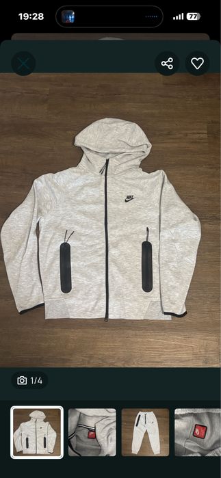 pachet tech , tricouri