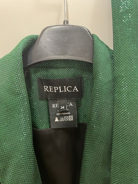 Рокля на Реплика