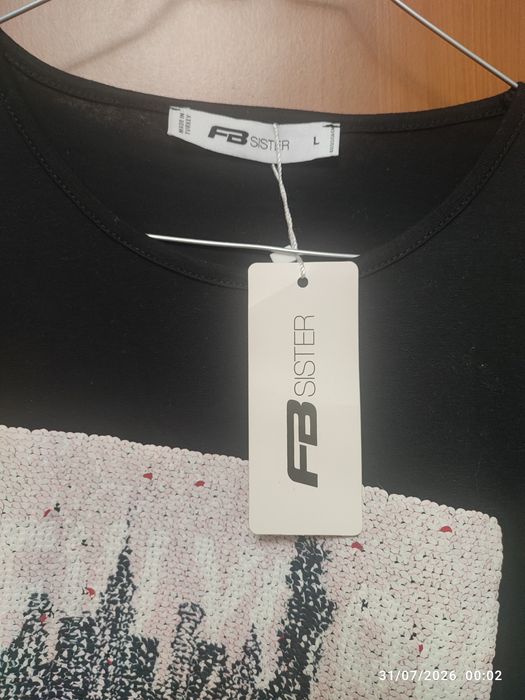 Bluză / Tricou mânecă lungă dornică FB Sister Mărimea L – Paiete reversibile (2 modele)  NOUĂ CU ETICHETĂ