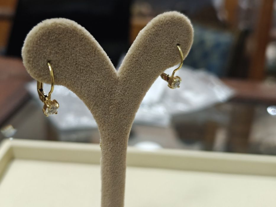 Cercei aur 18k 1.94gr (r)