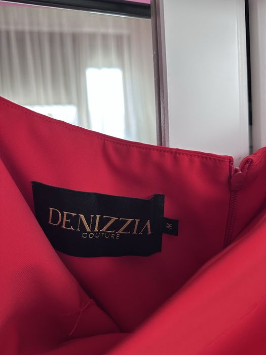 Рокля на марката Denizzia