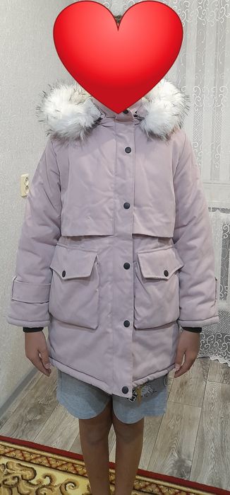 За 4 тыс 2 куртки зимние