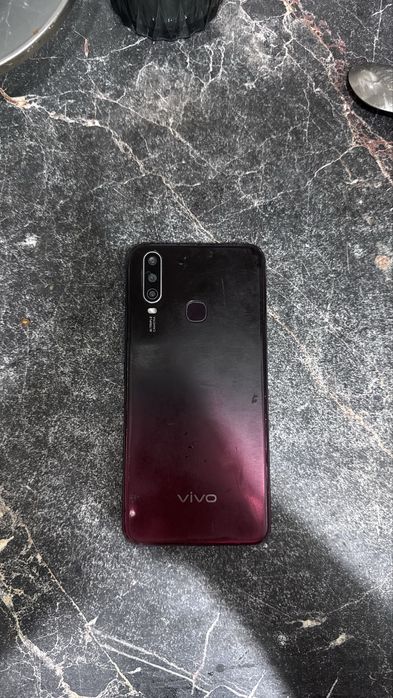 Vivo Y12 3/64GB.