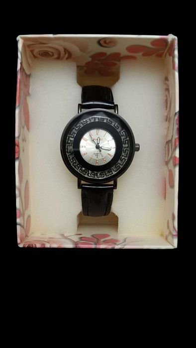 Часы женские наручные