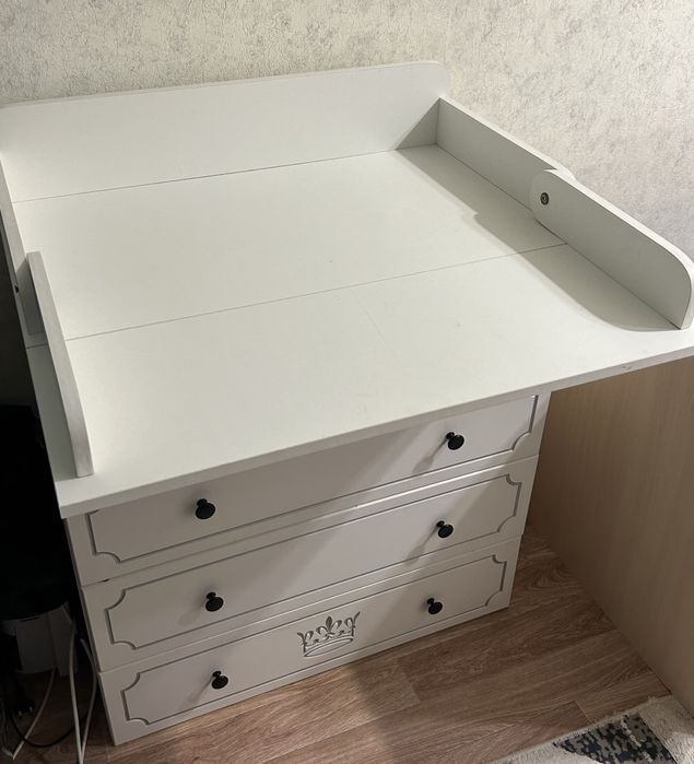 Комод с пеленальным столиком