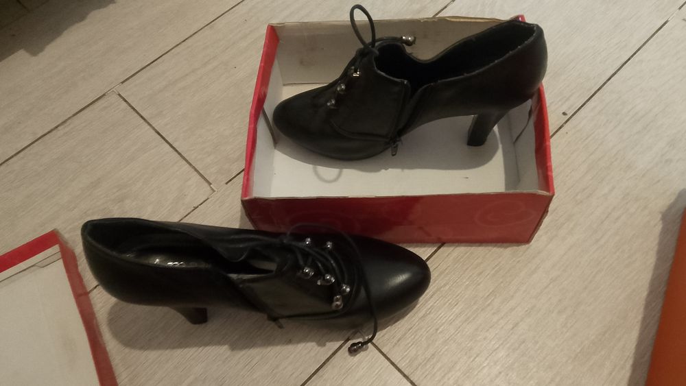 Обувь женская новая