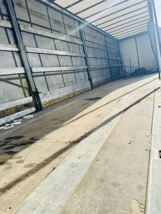 Vand semiremorca Schmitz 2015- 8500 €