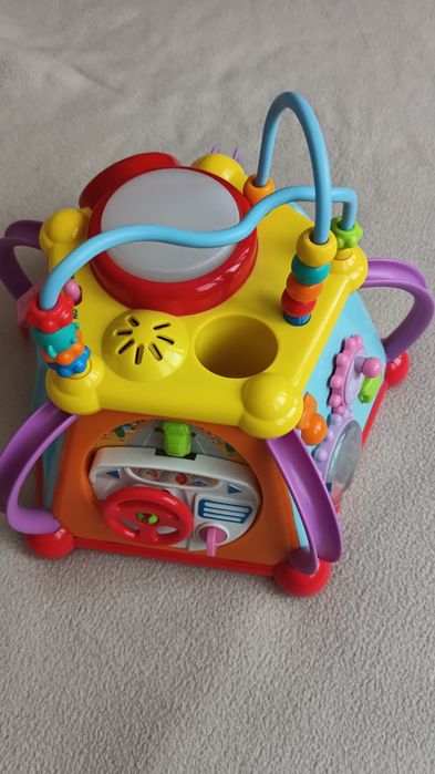 Интерактивен куб Hoodle