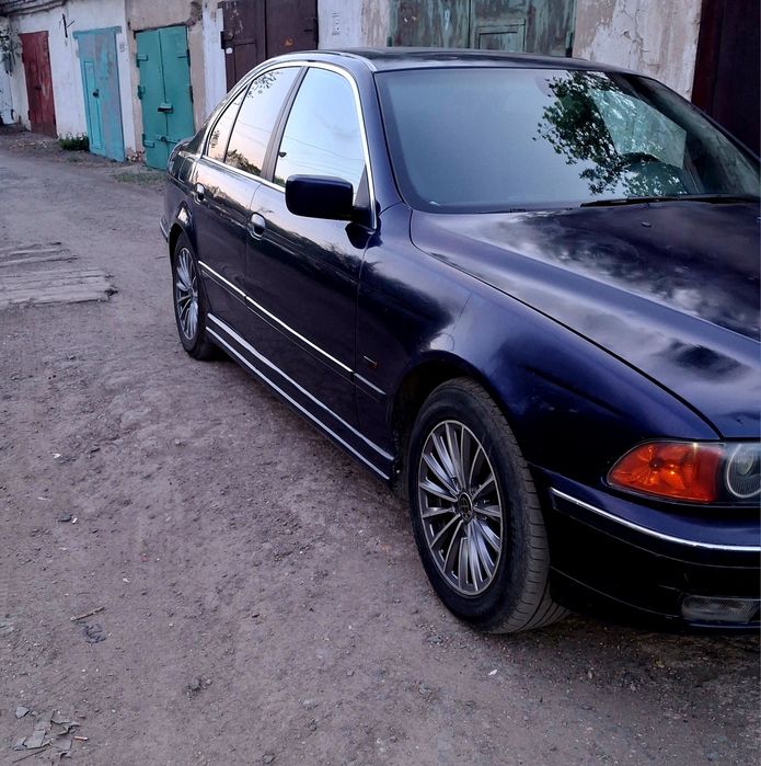 Бмв е39...    ..