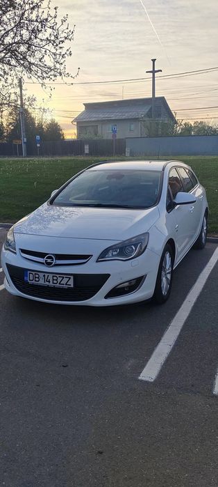 Opel Astra Opel Astra J an 2013 Facelift 1,7 Cdti 130 Cp