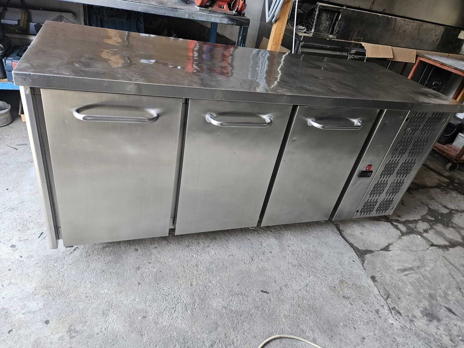 Mese reci SH diferite dimensiuni cu 2-3-4 usi incepand de la 600E+TVA