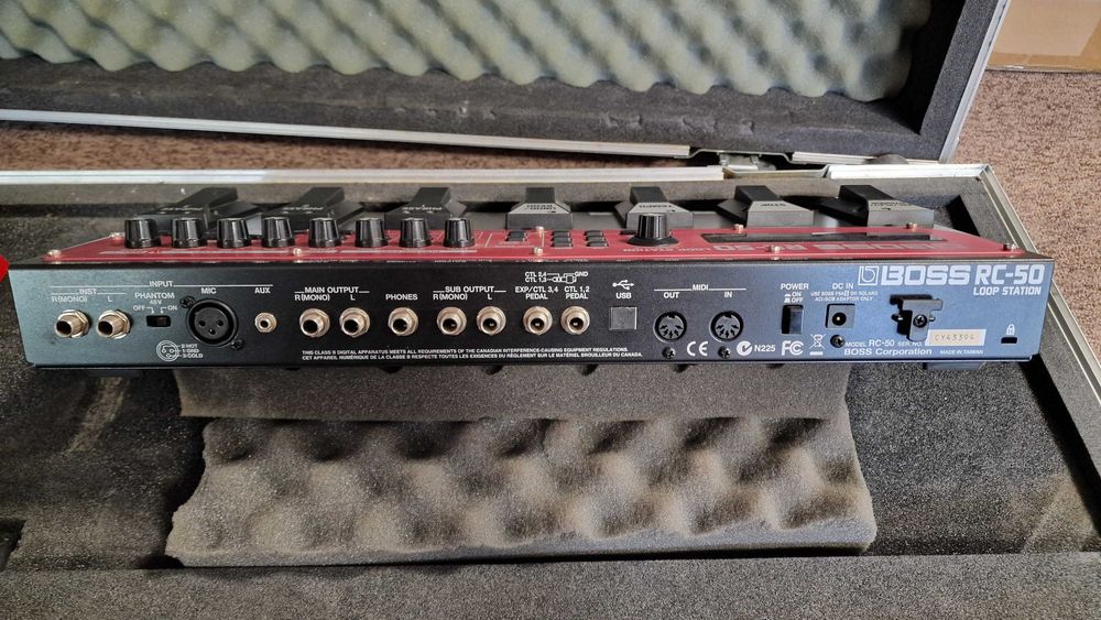 BOSS RC-50 Loop Station