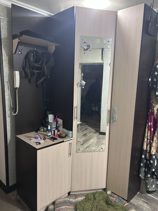 Продам небольшую прихожую