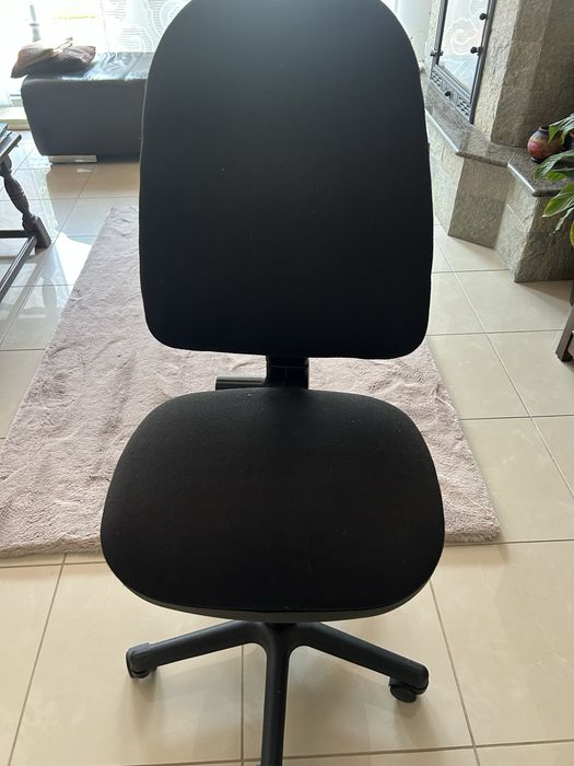 Scaun ergonomic birou, culoare negru.