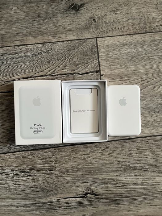 Айфон MagSafe Battery Pack