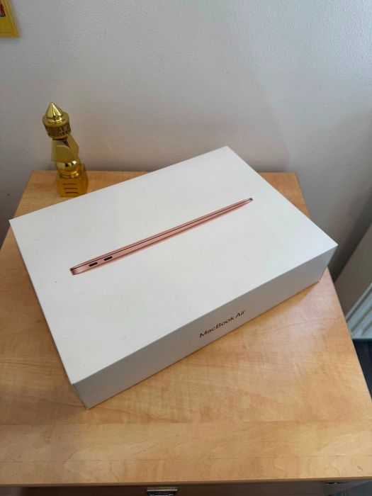 Apple Macbook Air 13 2020 Apple M1 / SSD 512GB / 8GB RAM / 100% BATERIE /0 CICLURI